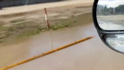 Maltempo, allagamenti sul lungomare di Barletta