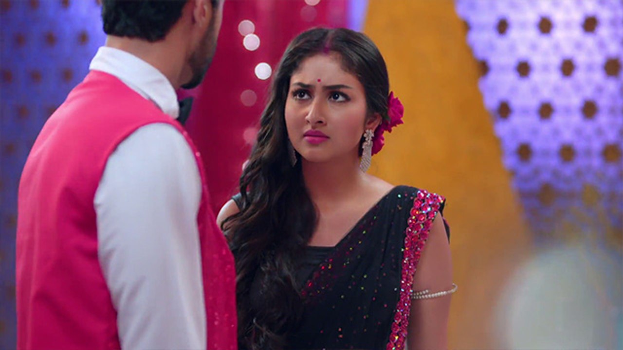 Barrister Babu Episode 383; Bondita will take Chandrachur deal ? | FilmiBeat