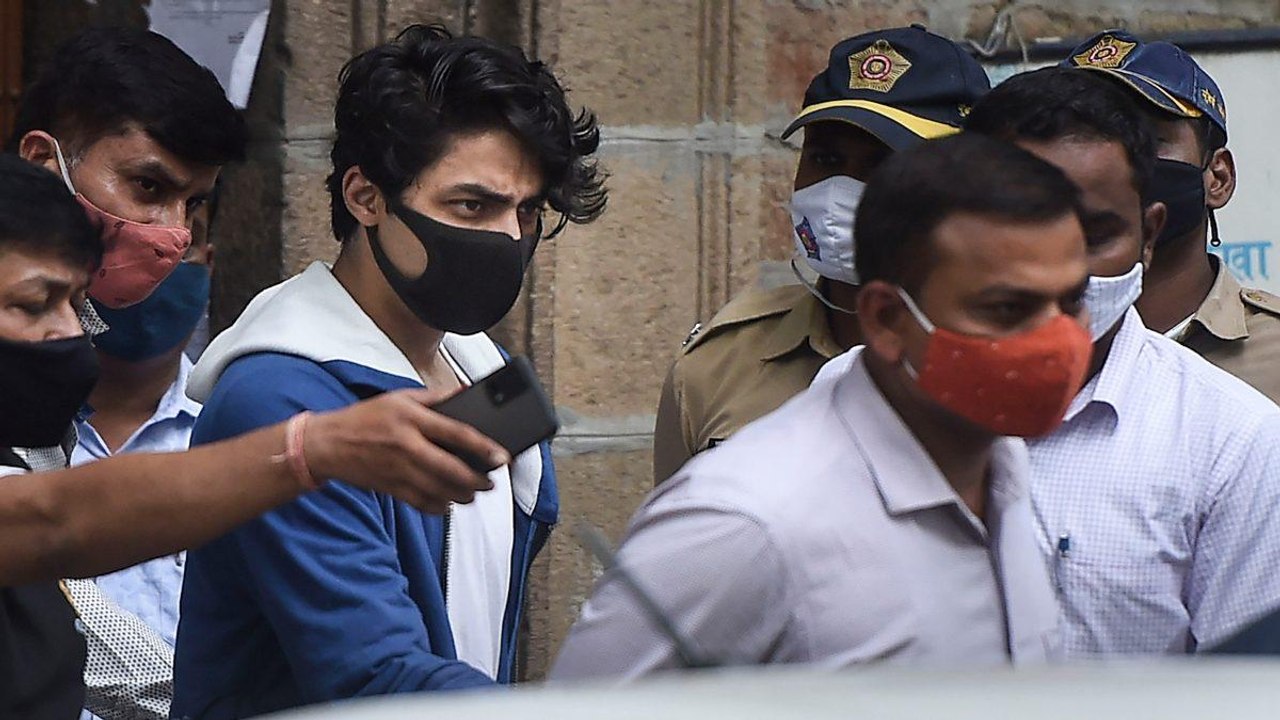 Aryan Khan reaches Arthur Road jail, exclusive pictures