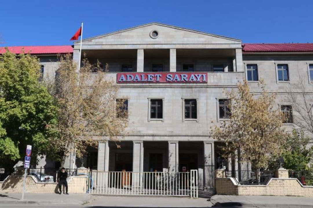 "Minik Leyla cinayeti" davasının sanıkları yeniden hakim karşısına çıktı