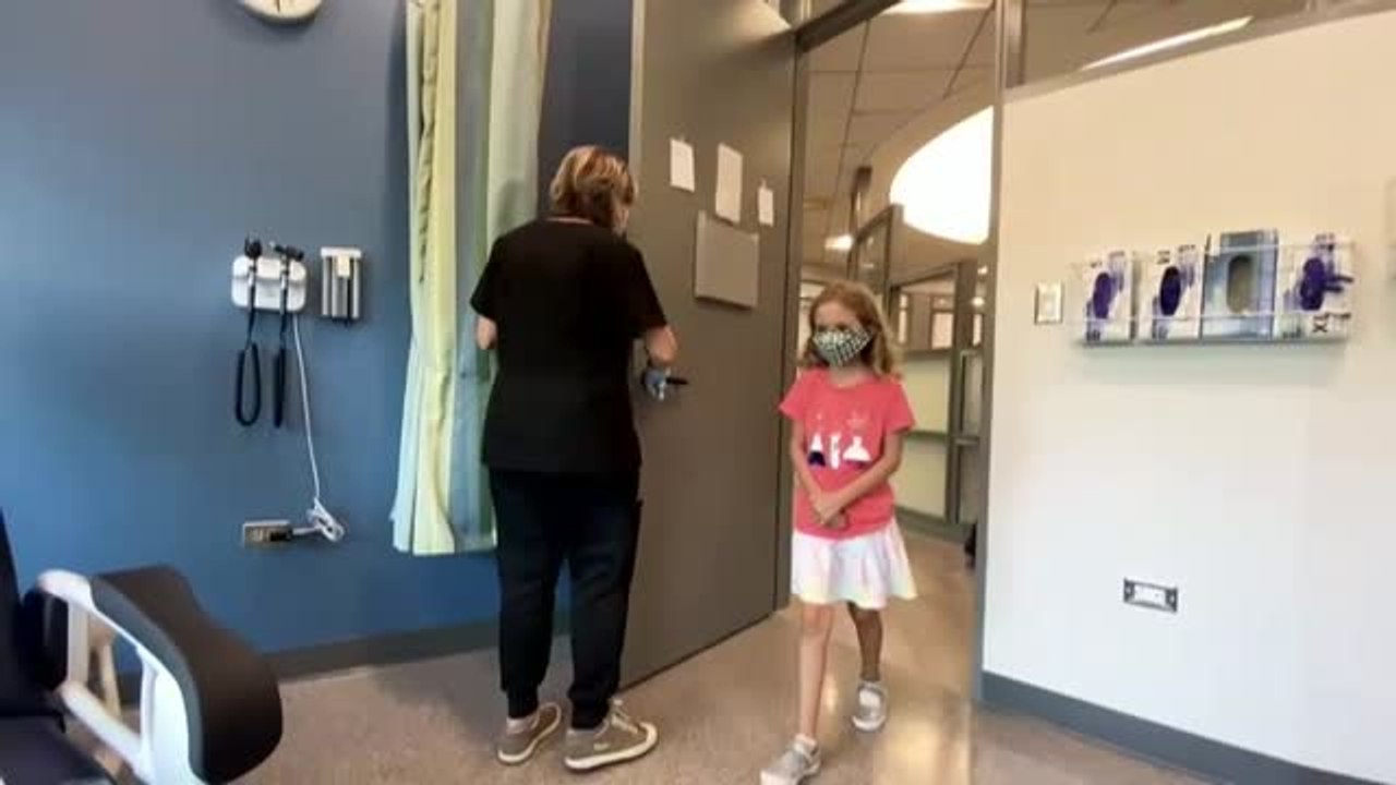 Pfizer y BioNTech piden que se autorice el uso de emergencia de su vacuna para niños de 5 a 11 años