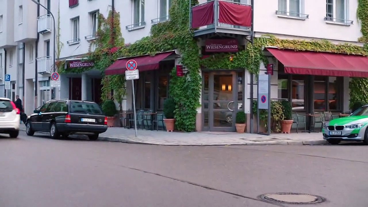 Die Rosenheim-Cops (385) Staffel 17 Folge 05 - Der Fall der Felle