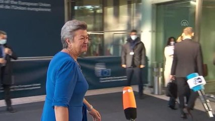 AB, Yunanistan'ı yasa dışı geri itmelere ilişkin iddiaları araştırmaya çağırdı