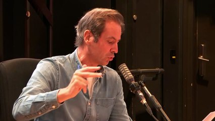 De la flûte sur la route - Tanguy Pastureau maltraite l'info