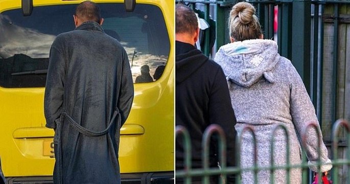 Angleterre : des parents arrivent en pyjama à l'école pour déposer leurs enfants, la directrice les réprimande