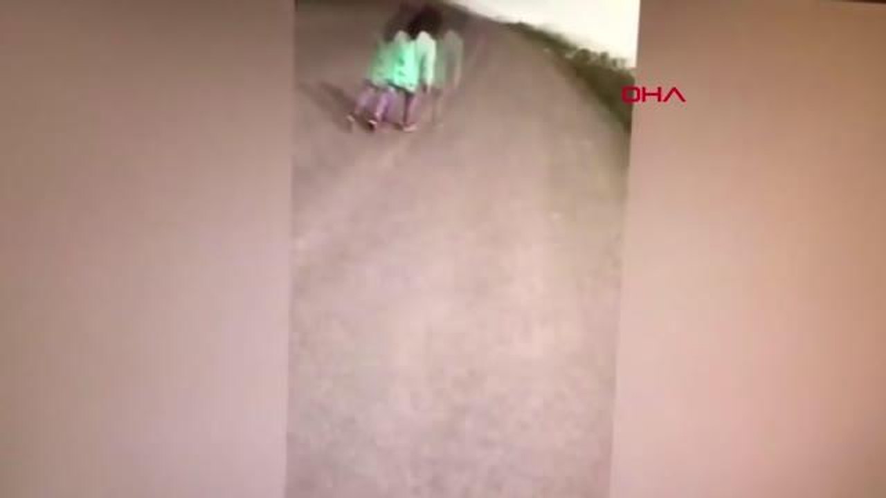 Son dakika haberi... Ağrı'da Leyla Aydemir'in öldürülmesi ile ilgili görülen ikinci duruşmada,tutuksuz yargılanan 7 sanık beraat etti- ARŞİV -