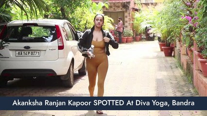 Akanksha Ranjan Kapoor Spotted At Diva Yoga, Bandra