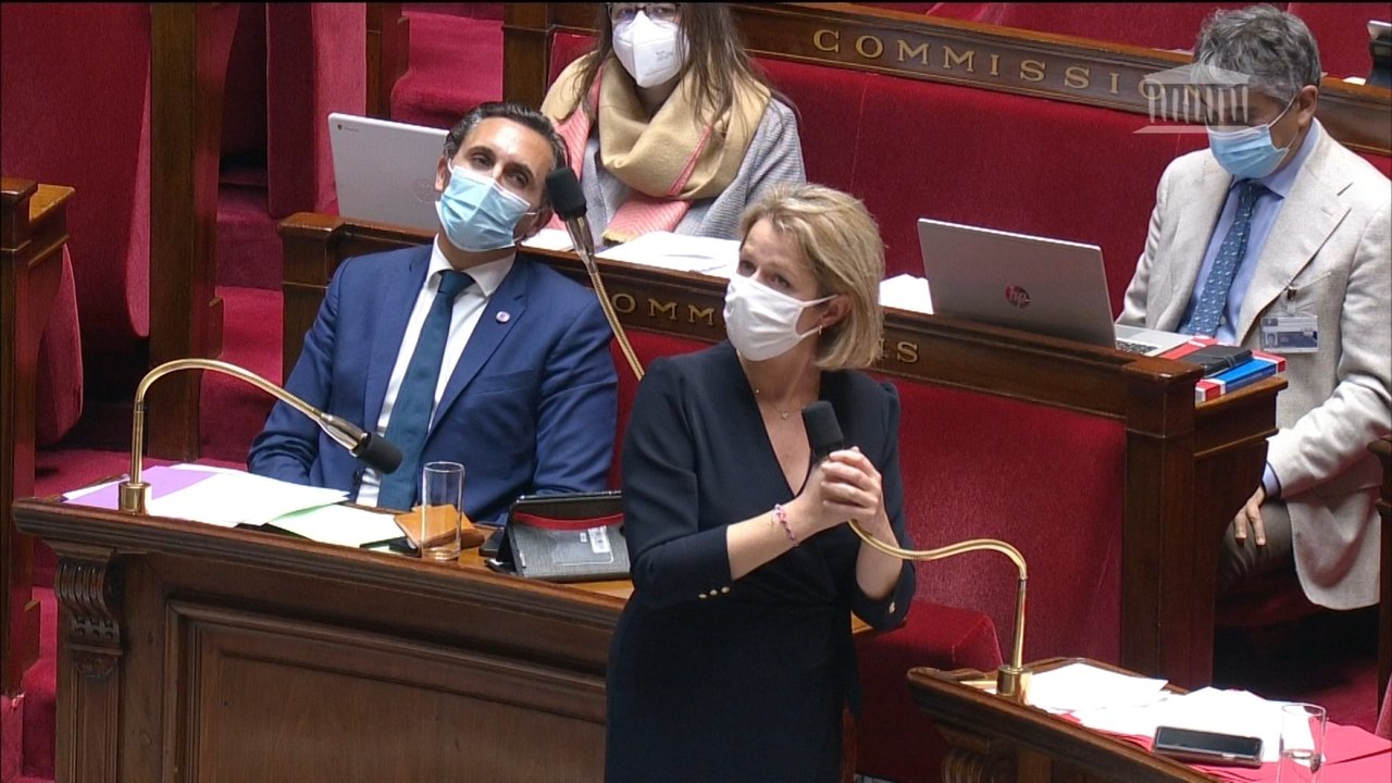 "Je demande à être appelée Madame la ministre, si Monsieur le député ne respecte pas cela, il sera appelé 'Monsieur la rapporteur'": Barbara Pompili exige la féminisation de sa fonction