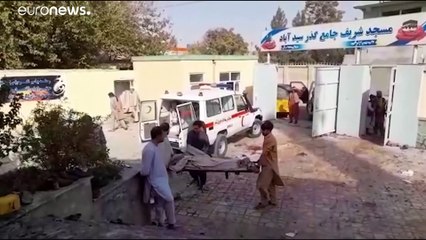 طالبان: تفجير انتحاري استهدف المسجد في مدينة قندوز وسقوط أكثر من 50 قتيلاً