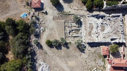 STRATONİKEİA'DA 1600 YILLIK MOZAİKLER GÜN YÜZÜNE ÇIKARILIYOR