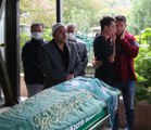 Son dakika haberleri... Olimpiyat şampiyonu Mete Gazoz'un kazada ölen anneannesinin cenazesi toprağa verildi