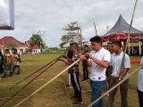 Cara Mengunakan Sumpit Dayak dengan Akurat