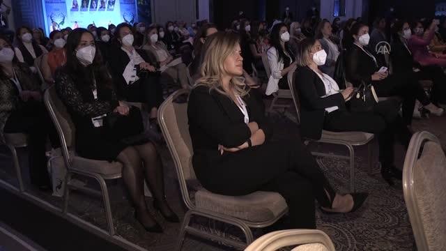 Bakan Derya Yanık, Halkbank Üreten Kadınlar Türkiye Zirvesi nde konuştu