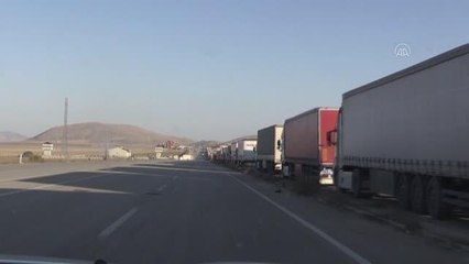 Gürbulak Gümrük Kapısı 20 ay sonra yaya yolcu geçişine açıldı