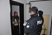 Gümüşhacıköy polisi, hırsızlık olaylarına karşı broşür dağıttı