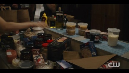 Exclusive sneak peek at Penn & Teller on 'Nancy Drew' in season 3 premiere