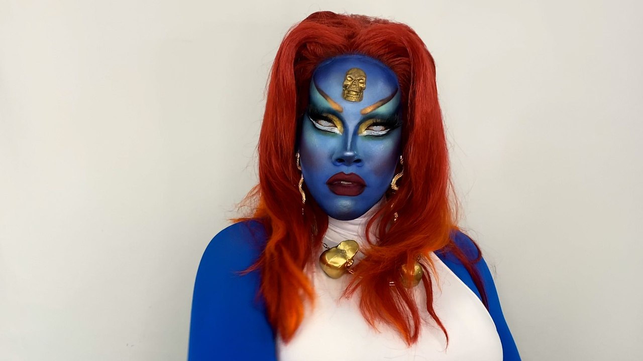 DAX! Exclamationpoint | Cosmo Queens