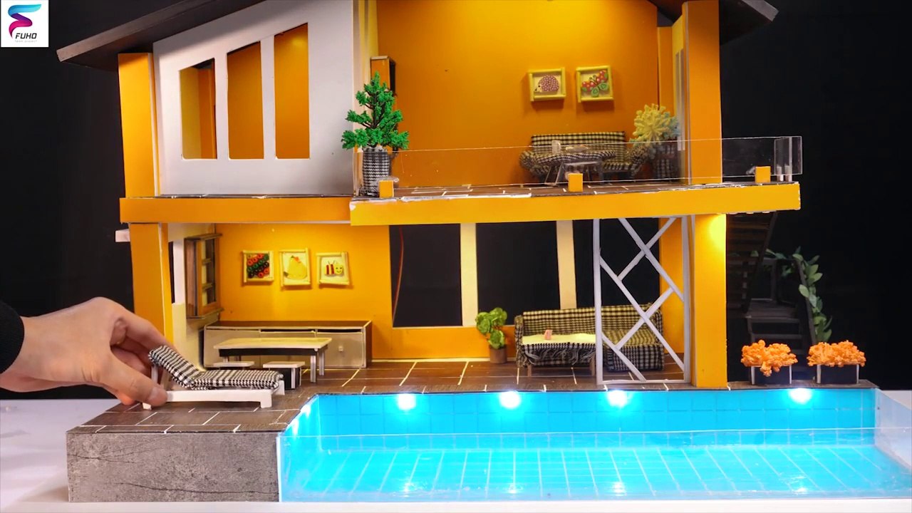 BRICKLAYING Build a mini YELLOW HOUSE for goldfishes with mini bricks, concrete _  Mckook