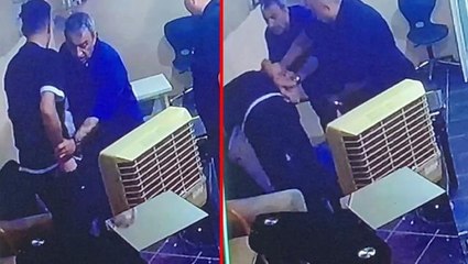 Kuaförde kan donduran anlar! Tartıştığı arkadaşını defalarca bıçakladı