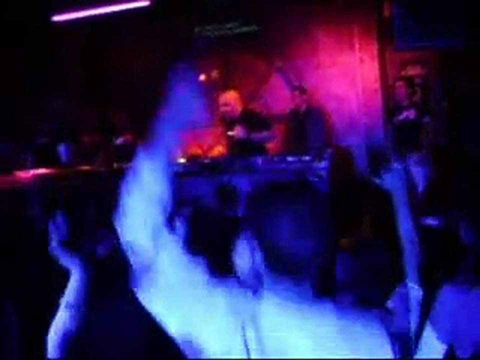 4L de jacky au crash discotheque