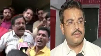 Supporters shout slogans against allegation on Ashish Mishra