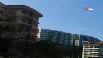 Kepçe operatörü yıkmak istedi, bina kendisi yıkıldı! O anlar böyle görüntülendi