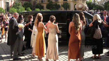 Sophie Elizabeth Karoly  llega a la iglesia para darse el "si quiero" con Francisco de Borbón