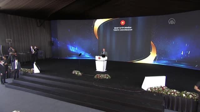 Son dakika haberleri! Cumhurbaşkanı Erdoğan: Küresel düzeyde enerji, mal, hizmet fiyatları fahiş oranlarda arttığı halde bunları 3'te 1'i, 5'te 1'i oranında yansıtarak...