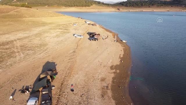 En büyük balığı tutmak için kıyasıya yarıştılar