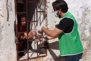 İHH İdlib kırsalındaki 5 bin aileye gıda kolisi ve su gönderdi