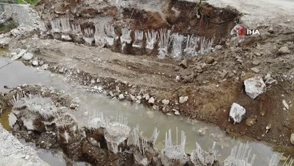 12 mahalleyi birbirine bağlayan köprü yeniden ayağa kalkıyor