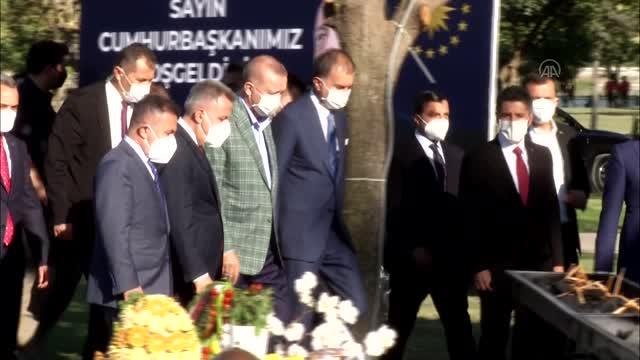 Son dakika haber: Cumhurbaşkanı Erdoğan: Gastronomi diye adlandırılan hadise şehirlere ve ülkelere dünya çapında değer katan sosyal, kültürel ve ekonomik faaliyetlere...