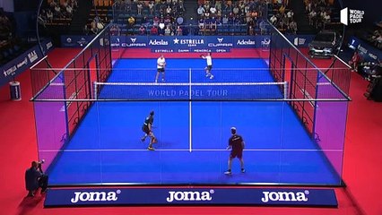 El espectacular punto de Paquito saliendo dos veces de la pista