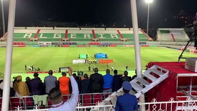Algérie-Niger : les hymnes nationaux à Tchaker