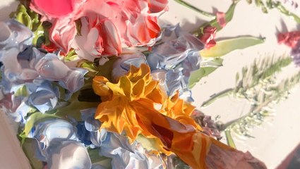 These 3D frosted flowers are made of paint