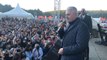 Binali Yıldırım, festivalde öğrencilerle Âşık Veysel’in türküsünü söyledi