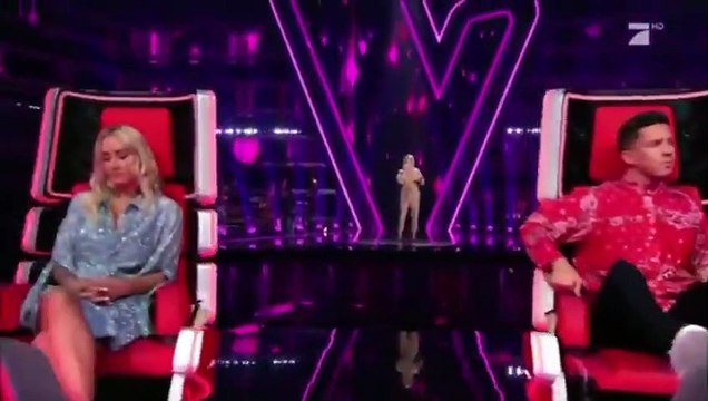 O Ses Almanya'yı ağlatan Türk Kızı Zeynep Avcı 'Yalan' şarkısıyla interneti salladı!