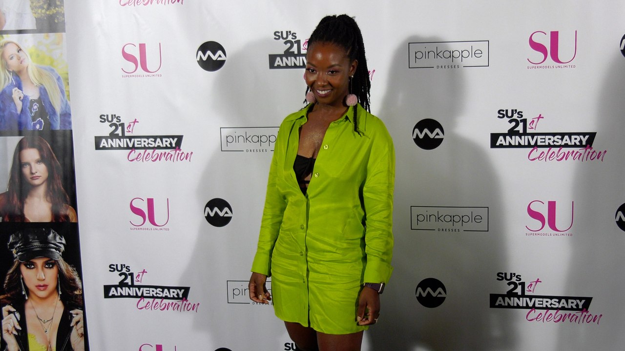 Aisha Holden "SU Magazine’s 21st Anniversary Celebration" Red Carpet Fashion