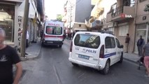 İzmir'de dehşet...Kız arkadaşını defalarca bıçakladı, daha sonra intihar etti