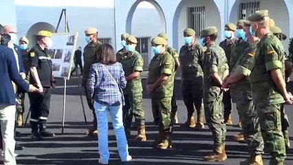Margarita Robles agradece a la UME su trabajo en La Palma.