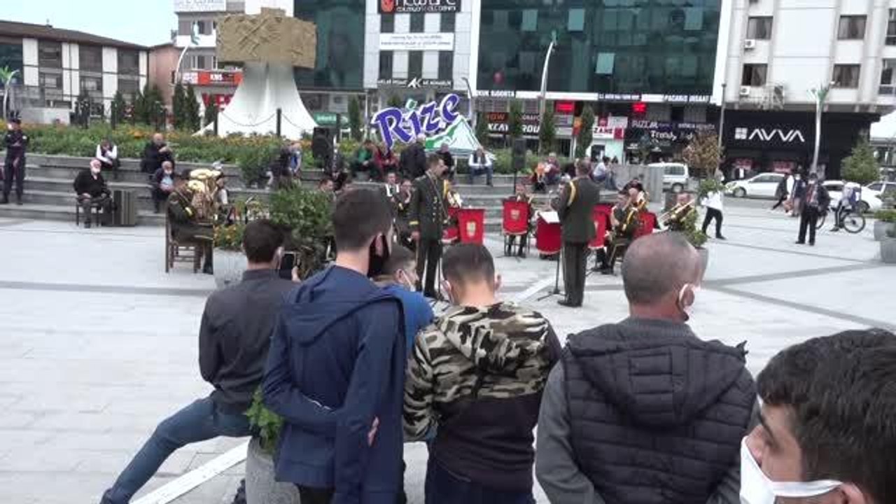 3. Ordu Komutanlığına bağlı bando takımı konser verdi
