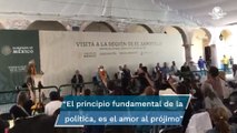 Abuchean en evento a gobernador de Jalisco; AMLO pide respeto a asistentes