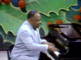 The Count Basie Orchestra - Jingle Bells (Live On The Ed Sullivan Show, December 18, 1966)