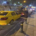Beyoğlu'nda taksiye çevirdiği otomobille korsan taksicilik yaparken yakalandı