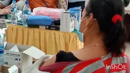 SUNTIK VAKSIN RAMAI RAMAI  DATANG, LAWAN COVID 19