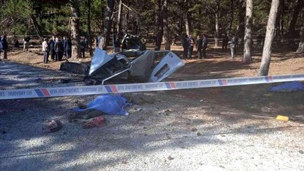 Afyonkarahisar'da feci kaza, 3 ölü (1)
