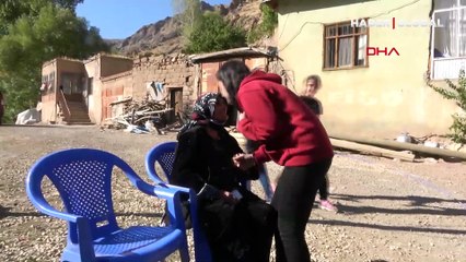 Hakkari Yüksekova'da Akçadam köyünde yaşayan Muteber Engindeniz 117 yaşında koronavirüsü yendi, sırrını açıkladı