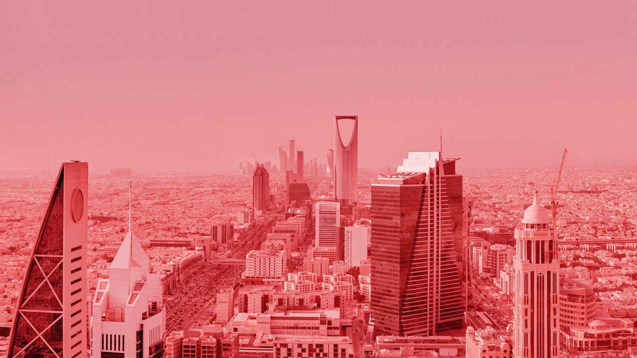 فتاة سعودية تنهار باكية بعد إعلان قدوم "جاستن بيبر" لجدة