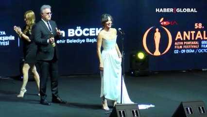 Ahmet Mümtaz Taylan'dan Tamer Karadağlı'ya sert tepki: 'Vızıldayan erkek...'