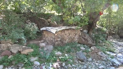 300 yıllık su değirmeni teknolojiye rağmen dönüyor